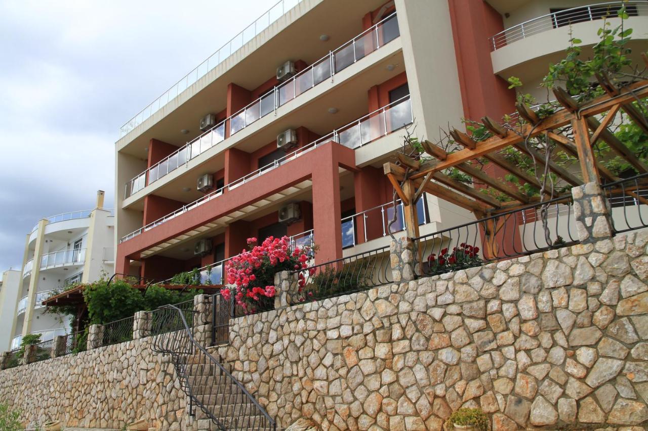 Bella Costa Apartment Dobra Voda Ngoại thất bức ảnh